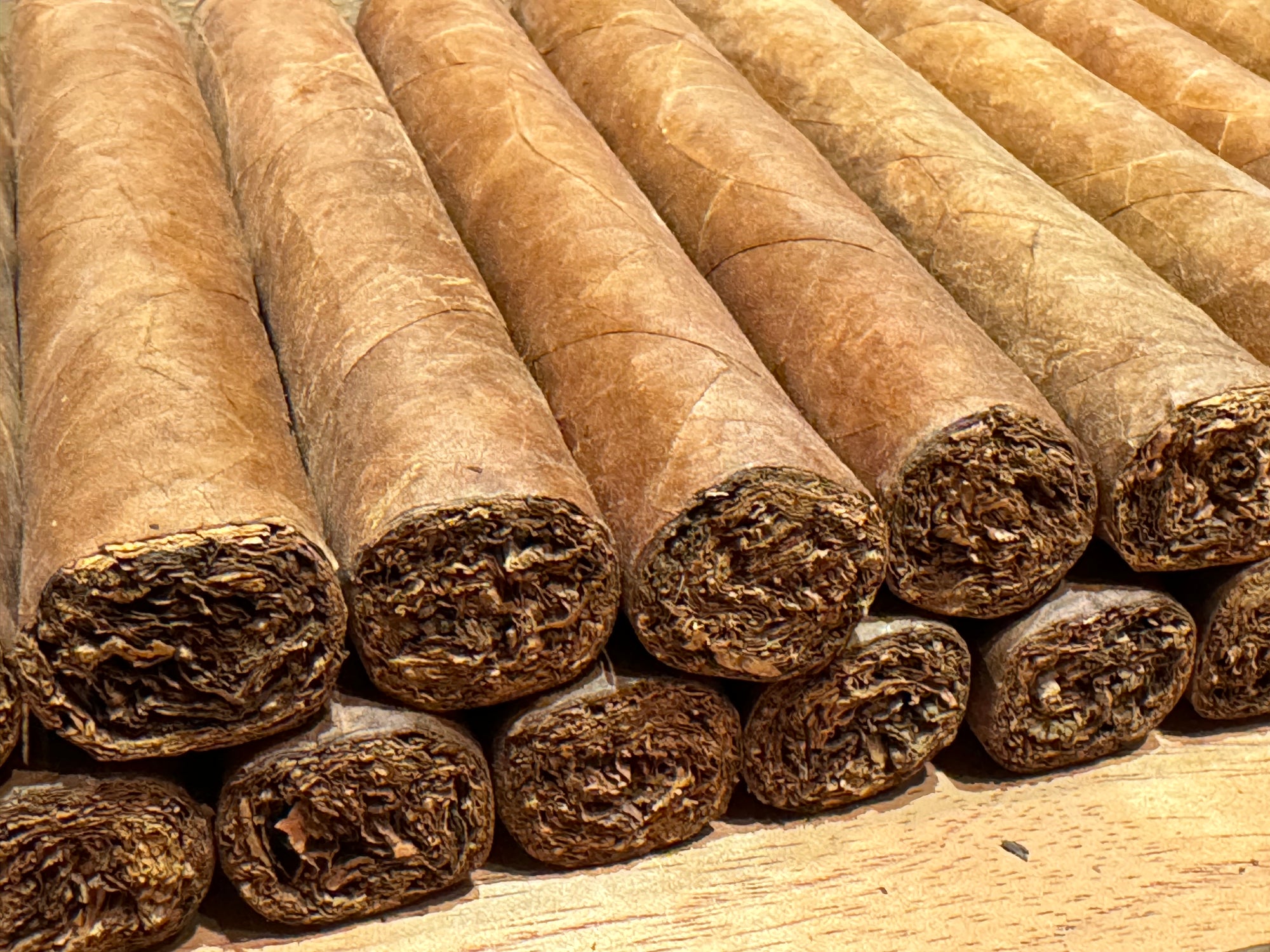 Nicaraguan Cigars - Sungrown (Medium) Wrapper - Full Box
