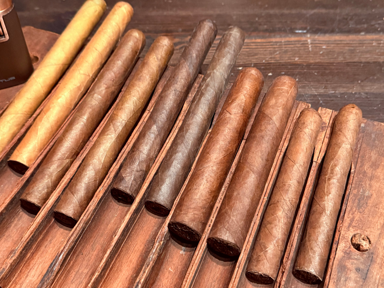 SAMPLER - Kacur Reserve Cigars  - Fifth Wheel 10 Count